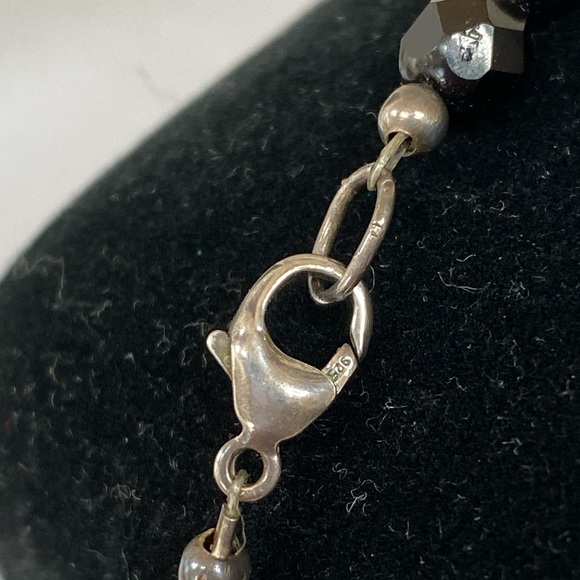 Sparkly black glass bead necklace 925 silver clasp - Picture 6 of 9